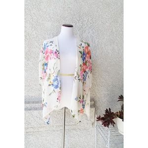Poetry White and Pink Floral Kimono Small